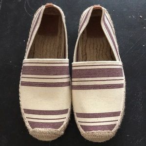 Barely worn Tory Burch flats
